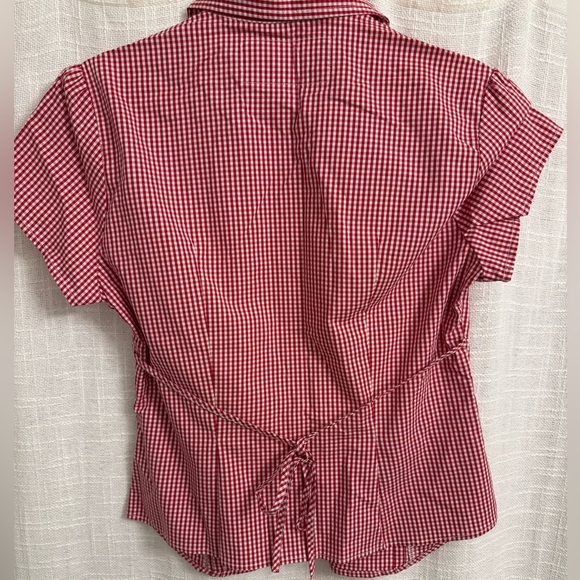 NWT Hollister Women's Red Checkered Button Down Shirt - Picture 2 of 3